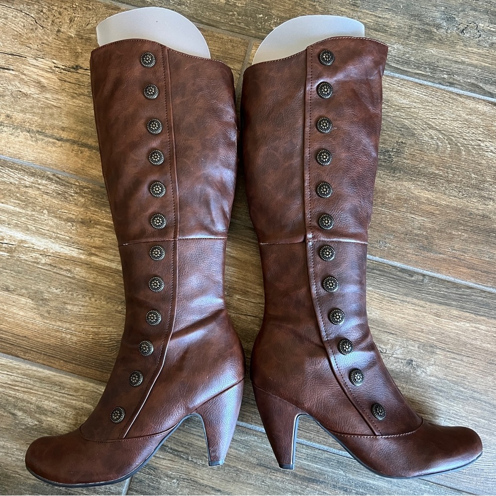 Brown boots